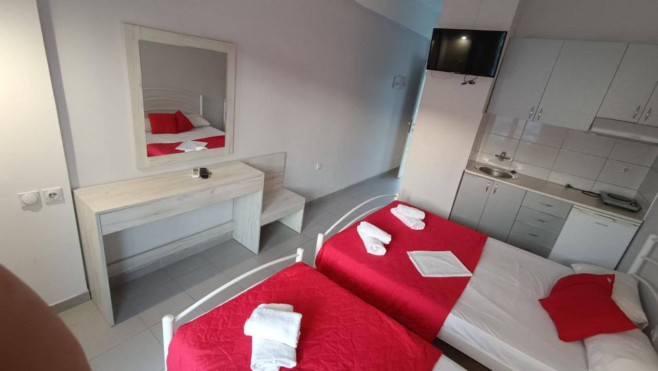 Porto Studios Pefkohori Exteriör bild